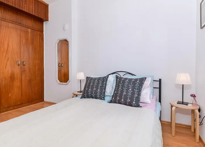 Shik & Chic One Bedroom Graf Ignatiev X Shishman Corner By Flat Mаnager Appartamento